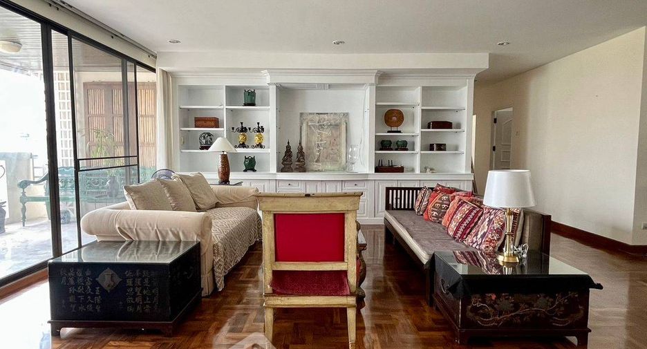 Wohnung zur Miete mit 3 Zimmer in Watthana, Bangkok