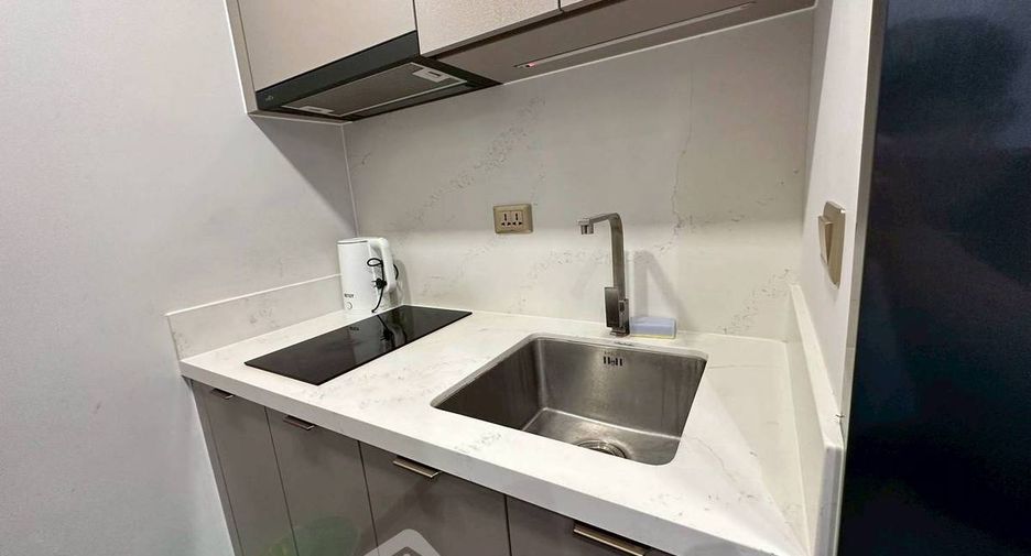 Аренда 1 кровать кондо в Хуаи Кхщанг, Бангкок