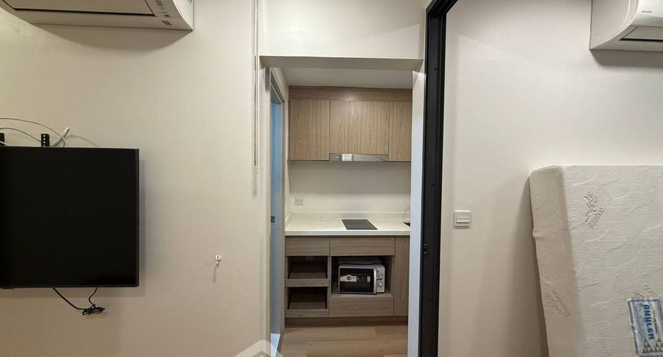 Condo en alquiler de 1 habitaciones en Bang Rak, Bangkok