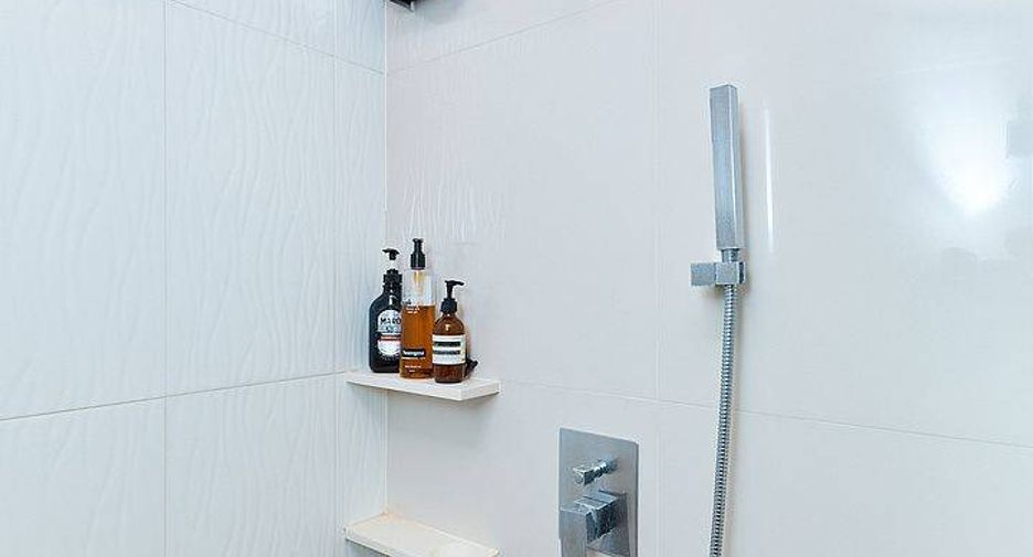 À vendre 1 chambre condo à Huai Khwang, Bangkok