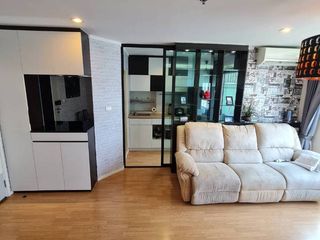 Condo en alquiler y en venta de 2 habitaciones en Suan Luang, Bangkok