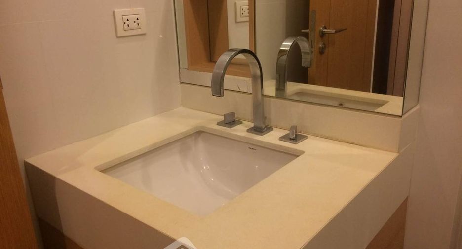 À vendre 1 chambre condo à Watthana, Bangkok