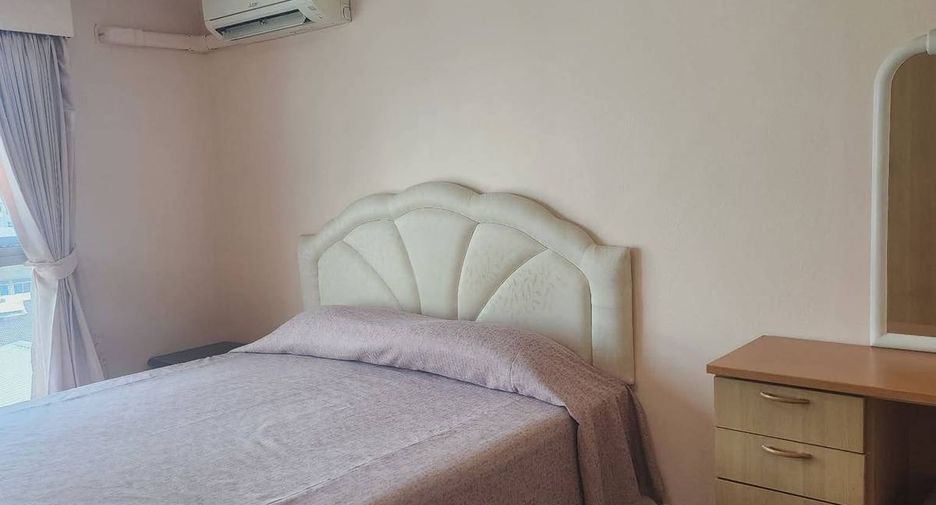 For rent and for sale 2 bedrooms condo in Pathum Wan, Bangkok
