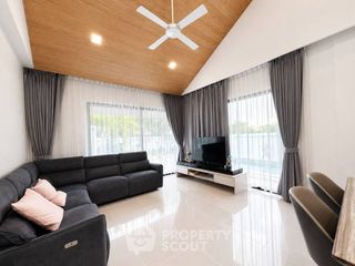 For sale 2 ベッドルーム villa in Bang Lamung, Chonburi