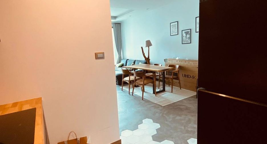 For rent and for sale 1 bed condo in Watthana, Bangkok