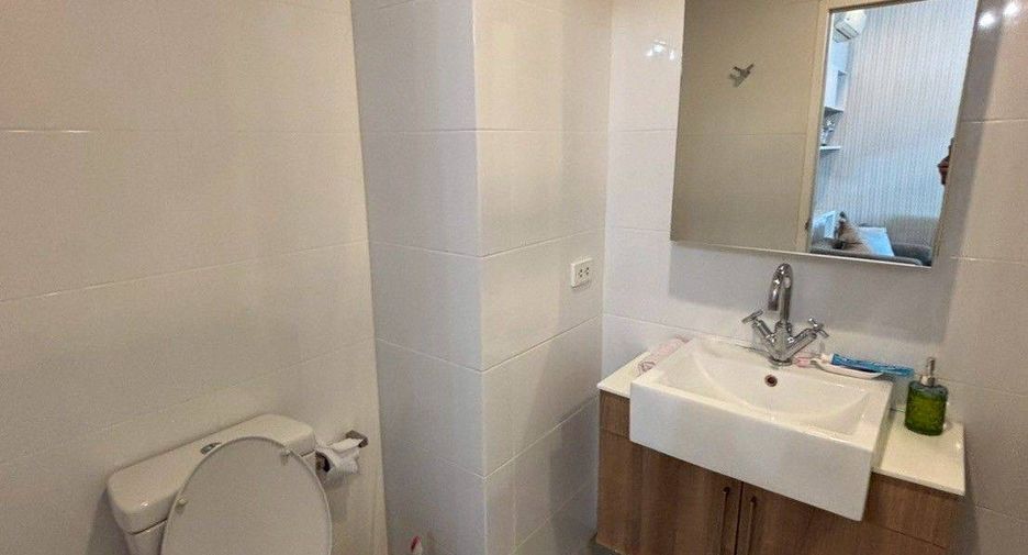 For sale 1 bed condo in Watthana, Bangkok