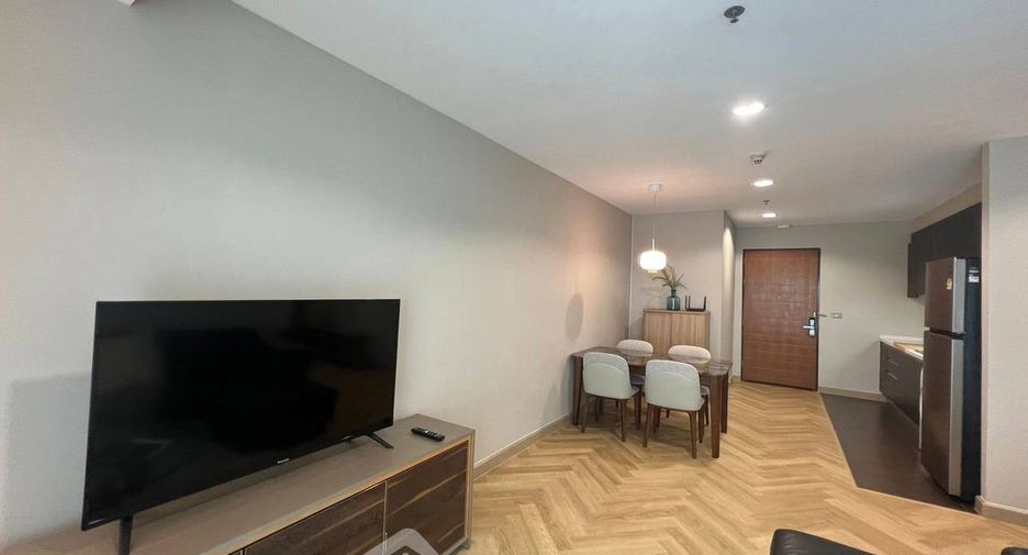Wohnung zur Miete und zum Kauf mit 2 Zimmer in Khlong Toei, Bangkok