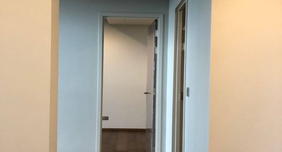 À vendre 1 chambre condo à Khlong Toei, Bangkok