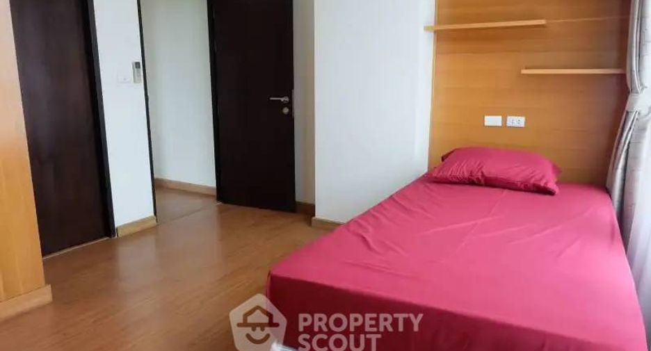 ขาย 2 ห้องนอน คอนโด ใน คลองเตย, กรุงเทพฯ