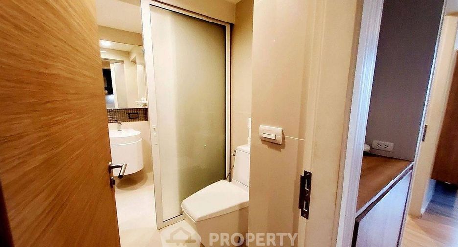 For sale 1 Beds condo in Phra Khanong, Bangkok