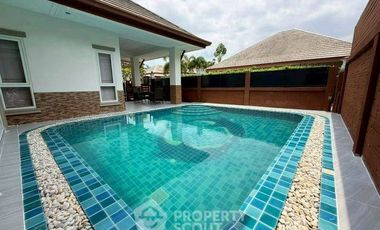 À vendre 3 chambres villa à Huay Yai, Pattaya