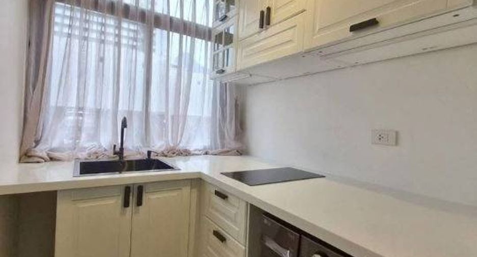 À vendre 2 chambres condo à Bang Rak, Bangkok