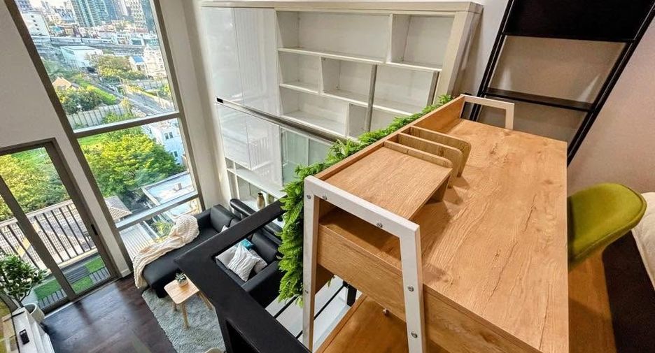 For rent 1 bed condo in Khlong Toei, Bangkok