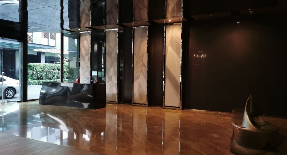 For rent 2 ベッドルーム condo in Watthana, Bangkok