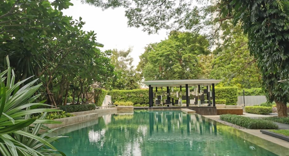 For rent 2 ベッドルーム condo in Watthana, Bangkok