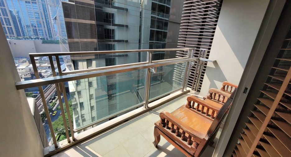 À louer 3 chambres condo à Khlong Toei, Bangkok