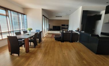 For rent 3 bedrooms condo in Khlong Toei, Bangkok