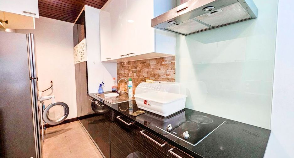 Condo en alquiler de 2 habitaciones en Watthana, Bangkok