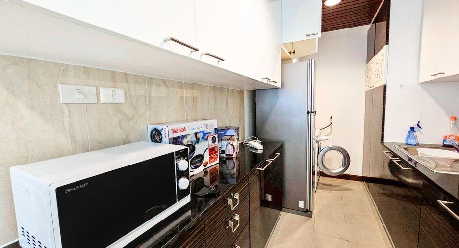 Condo en alquiler de 2 habitaciones en Watthana, Bangkok