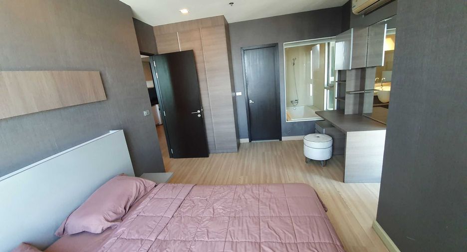 Condo en alquiler de 2 habitaciones en Khlong Toei, Bangkok