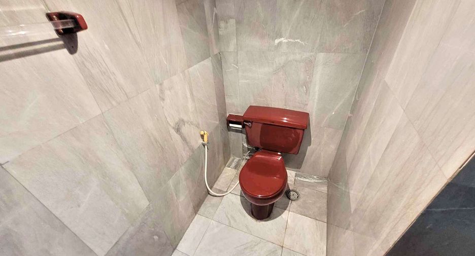 Reihenhaus zur Miete mit 4 Zimmer in Watthana, Bangkok
