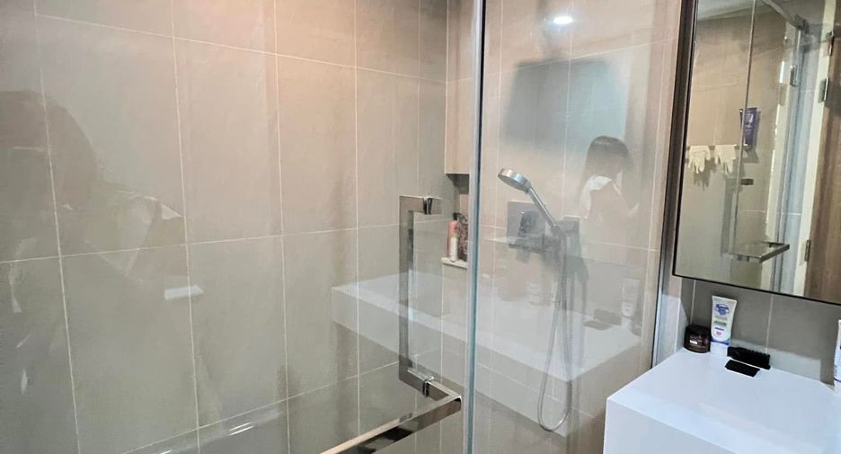 Аренда 1 кровать кондо в Патхум Щан, Бангкок