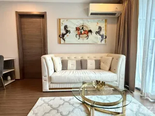 For rent 1 bed condo in Huai Khwang, Bangkok