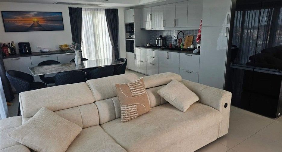 For sale 2 bedrooms condo in Mueang Phuket, Phuket