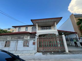 出售 4 卧室 独立屋 在 Wang Thong Lang, 曼谷