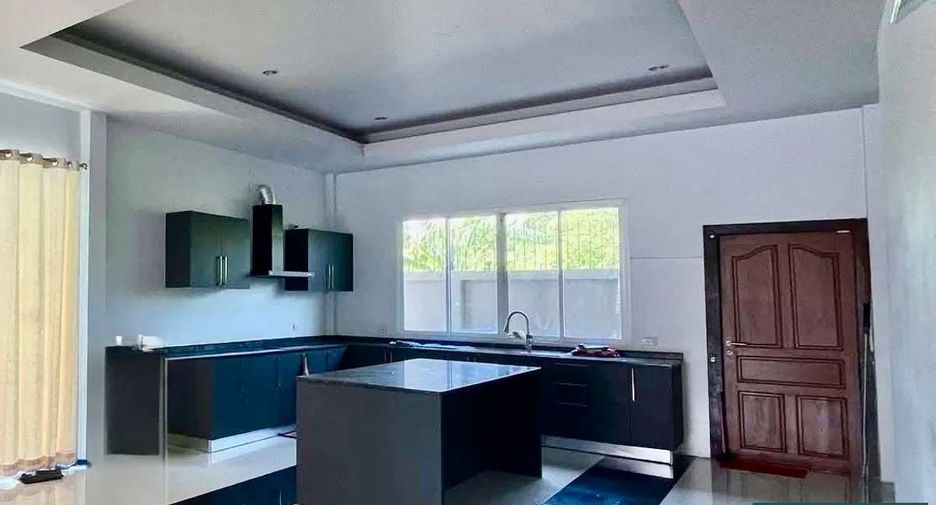 Casa en venta de 3 habitaciones en Jomtien, Pattaya