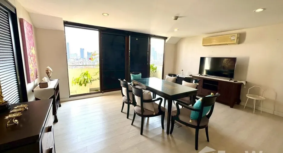 For rent 3 bedrooms condo in Watthana, Bangkok