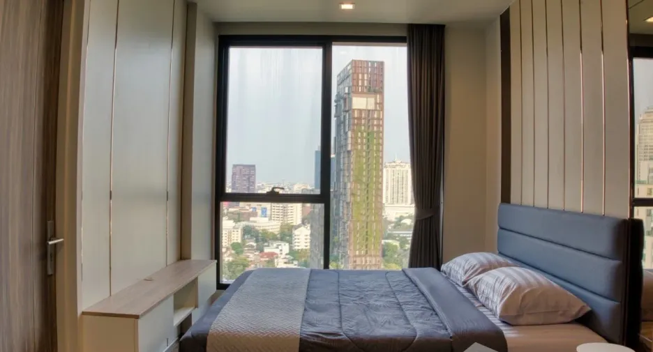 For rent 2 bedrooms condo in Khlong Toei, Bangkok