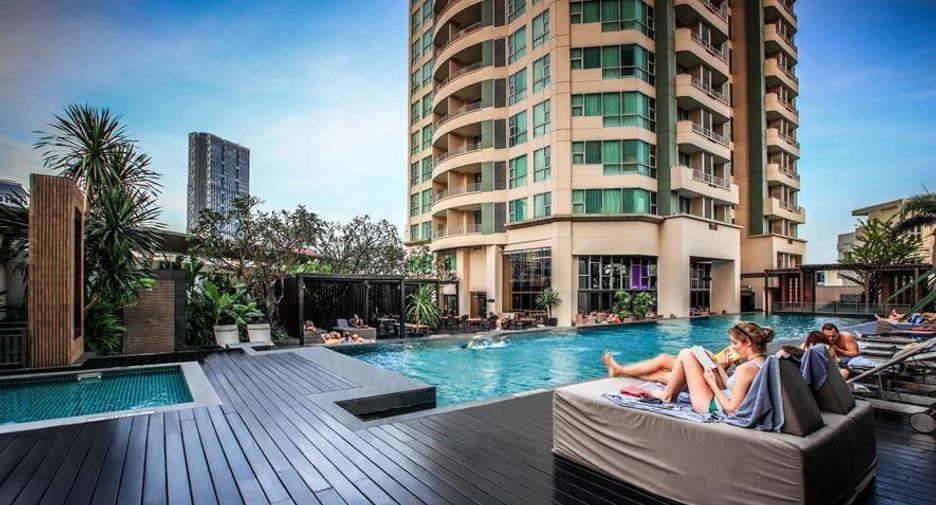 For rent and for sale 1 bed condo in Sathon, Bangkok