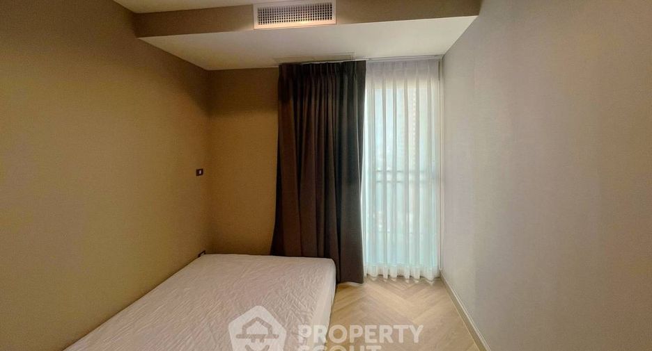 For sale 2 ベッドルーム condo in Khlong Toei, Bangkok