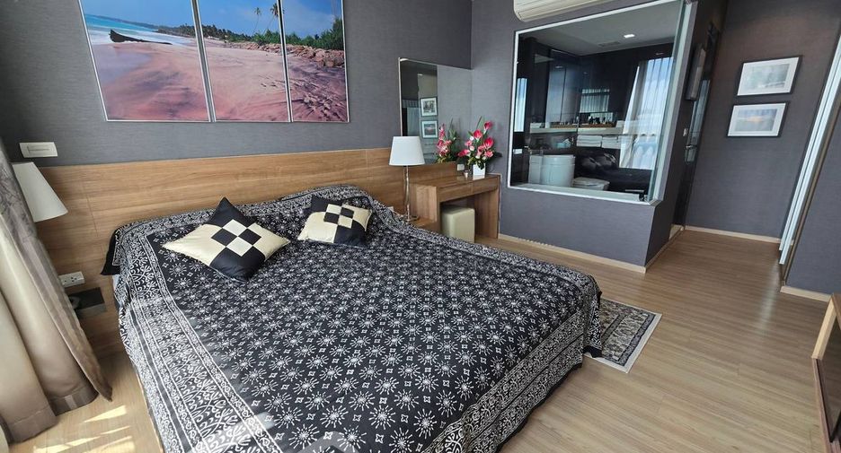 For sale 2 bedrooms condo in Sathon, Bangkok