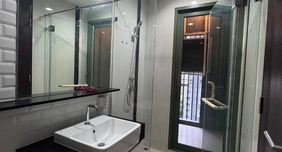 For sale 1 bed condo in Pathum Wan, Bangkok