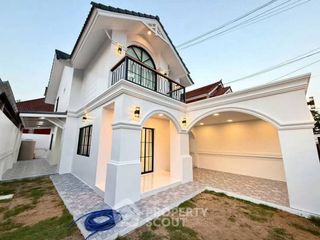 出售 3 卧室 公寓 在 Si Racha, Chon Buri