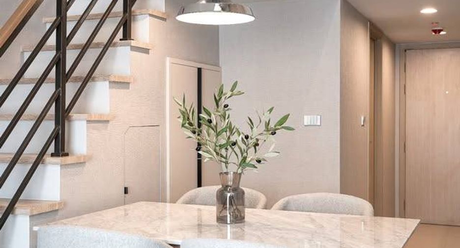 For rent 2 ベッドルーム condo in Bang Rak, Bangkok
