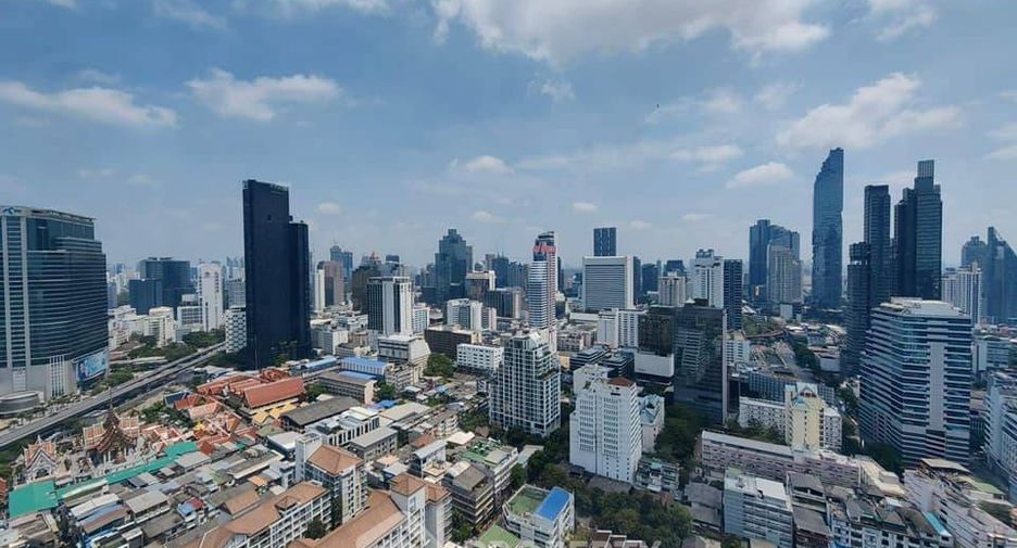 À louer 1 chambre condo à Bang Rak, Bangkok