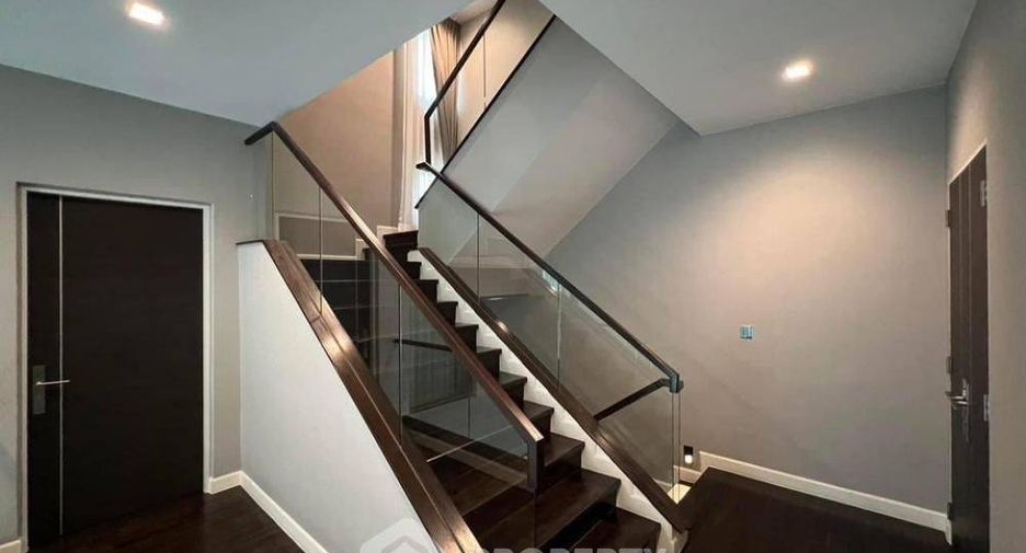 For rent 4 ベッドルーム house in Suan Luang, Bangkok