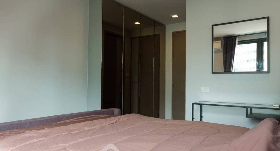 Condo en alquiler de 2 habitaciones en Khlong Toei, Bangkok