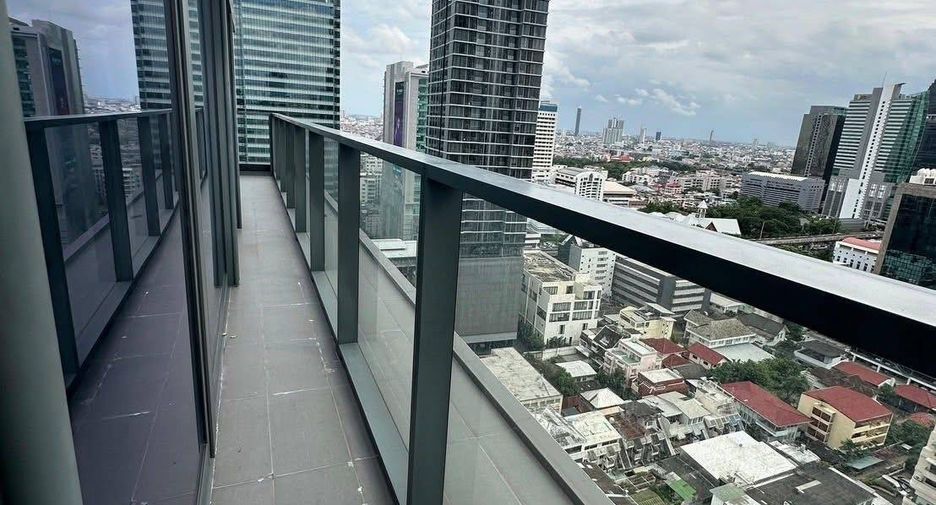 For rent 2 bedrooms condo in Sathon, Bangkok