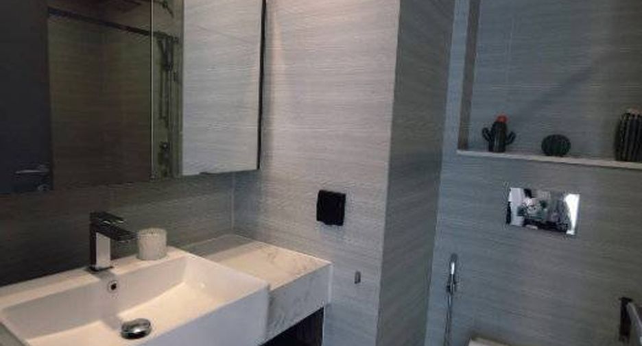 Condo en alquiler de 2 habitaciones en Watthana, Bangkok
