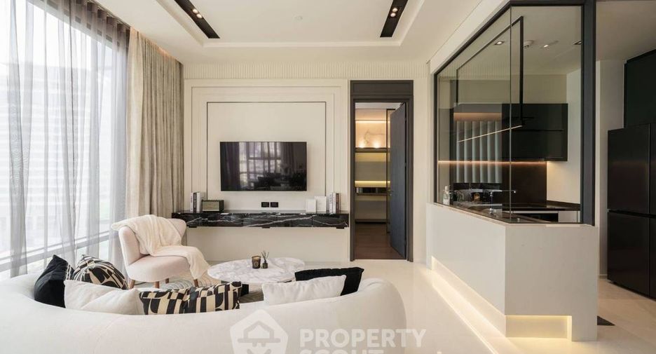 For rent 2 bedrooms condo in Watthana, Bangkok