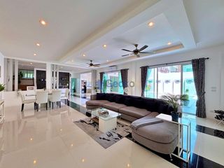 For rent 4 bedrooms house in Bang Lamung, Chonburi