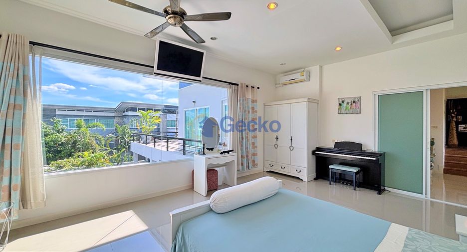 For rent 4 ベッドルーム house in Huay Yai, Pattaya