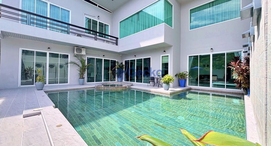 For rent 4 ベッドルーム house in Huay Yai, Pattaya