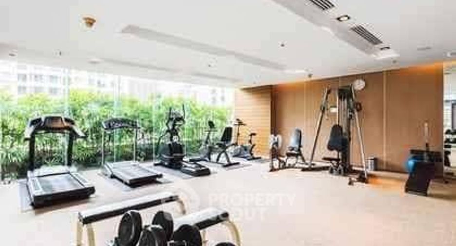 For rent 2 bedrooms condo in Khlong Toei, Bangkok