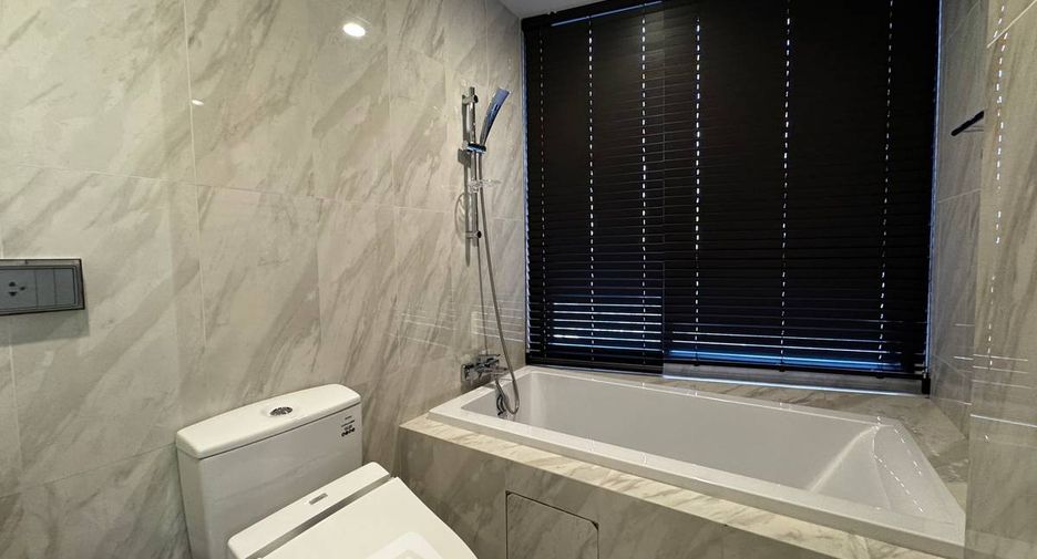 For rent 2 ベッドルーム condo in Khlong Toei, Bangkok
