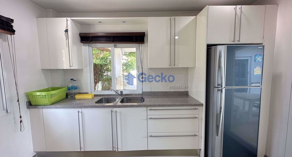 Casa en alquiler y en venta de 3 habitaciones en North Pattaya, Pattaya